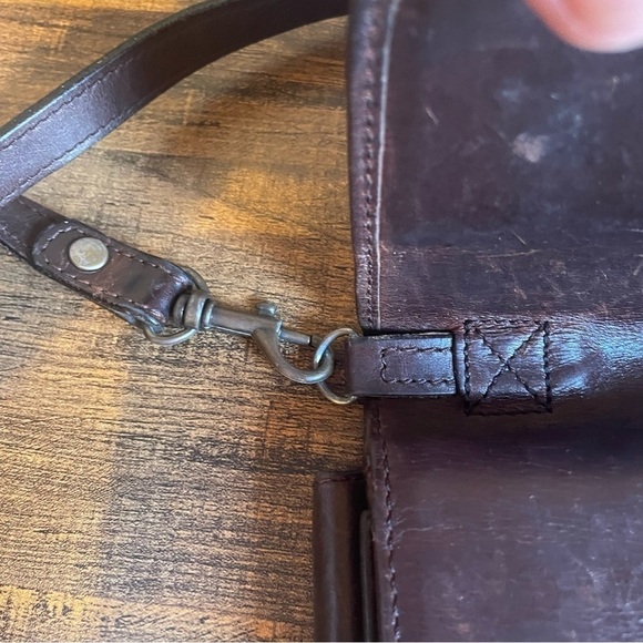 Vintage Dark Brown Leather Tri Fold Crossbody Wallet - Picture 3 of 12